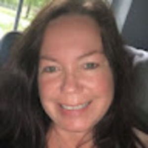 Meet your Posher, Debbie